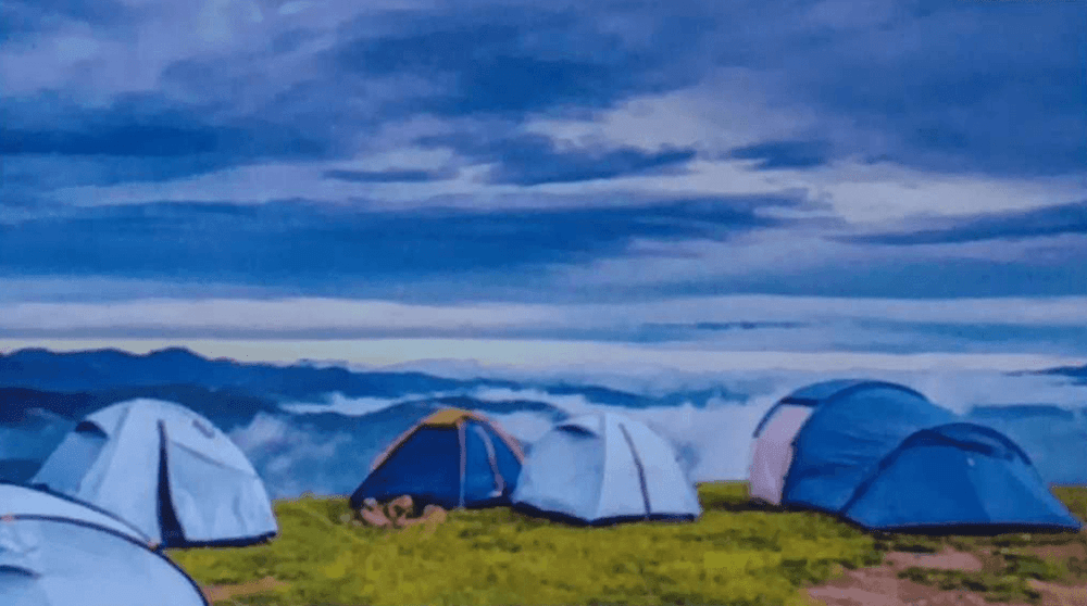 Gambar utama untuk Menggali Petualangan di Surga Tersembunyi: Potensi Wisata Minat Khusus di Pantai Ndampar